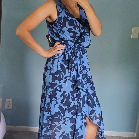 SL New York fashion ruffle dress - Picture 2 of 9